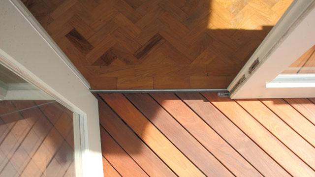 Delivery & Assembling